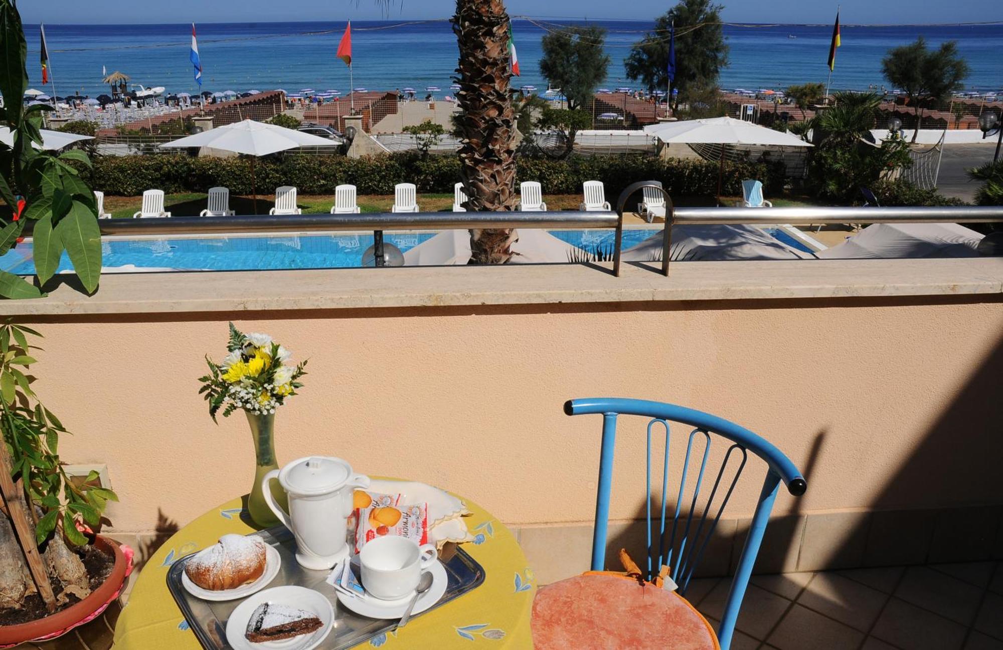 Hotel Sirenetta Isola delle Femmine Bagian luar foto