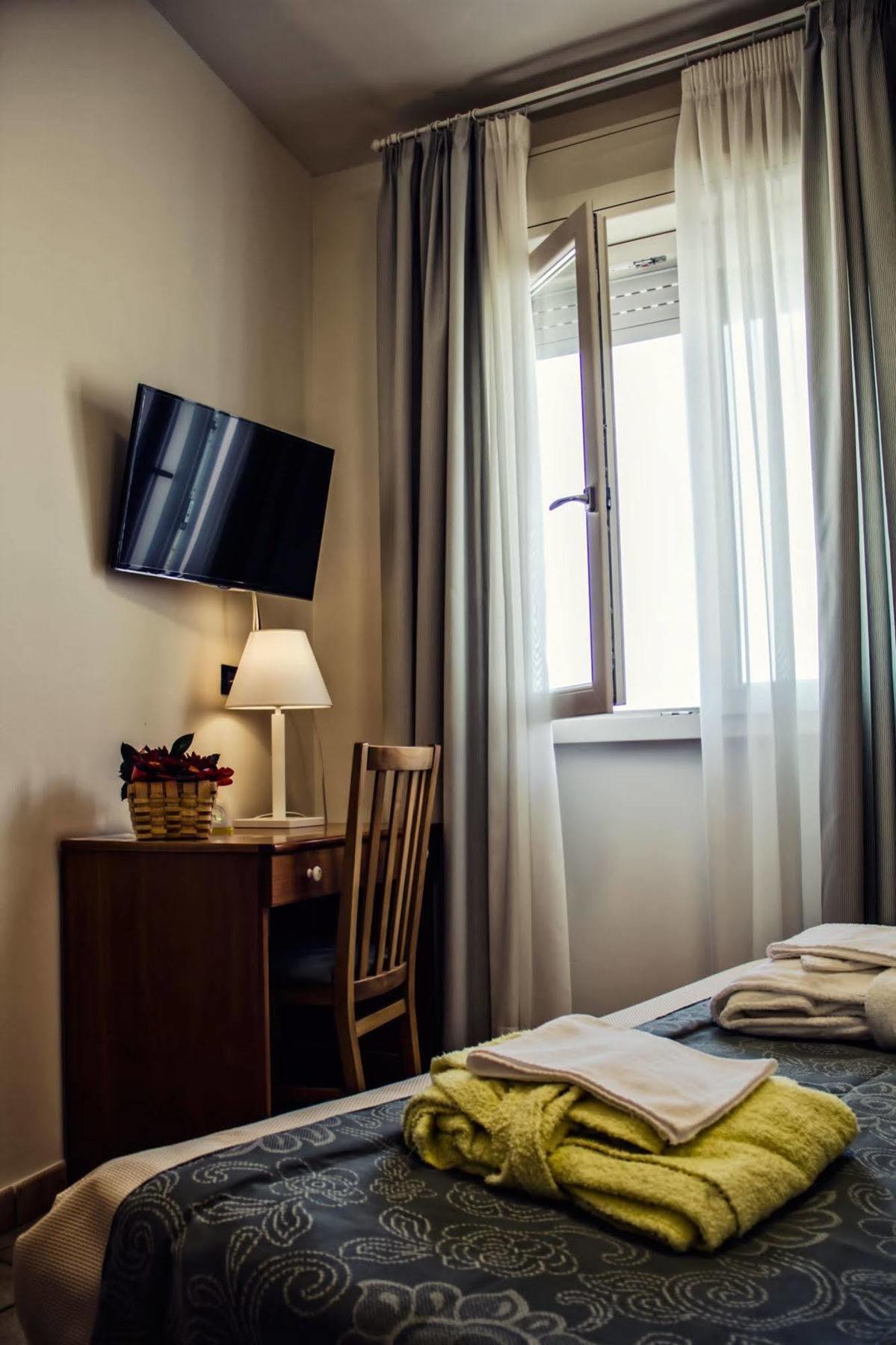 Hotel Sirenetta Isola delle Femmine Bagian luar foto